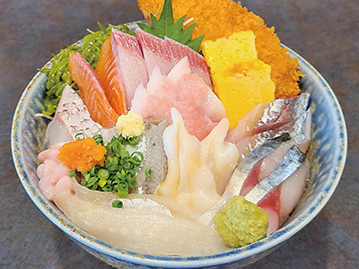 海鮮丼