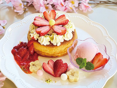 いちご桜のパンケーキ